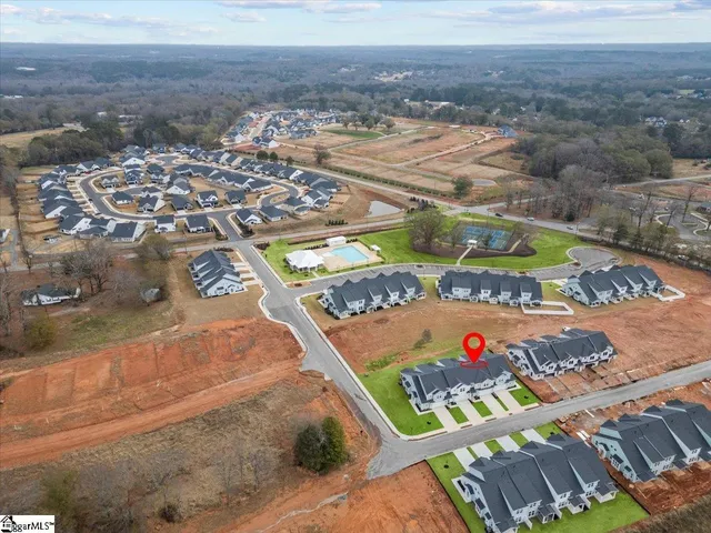 $304,990 | 405 Crestcreek Drive, Anderson, SC 29621