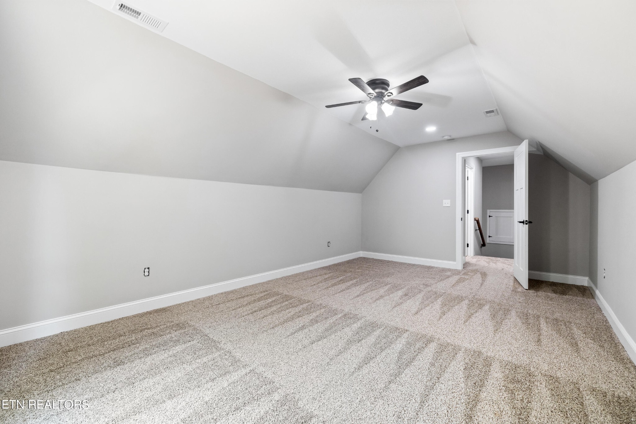 2333 Mountain View Road Lenoir City, TN 37771 - Photo 34 of 54 a view of an empty room
