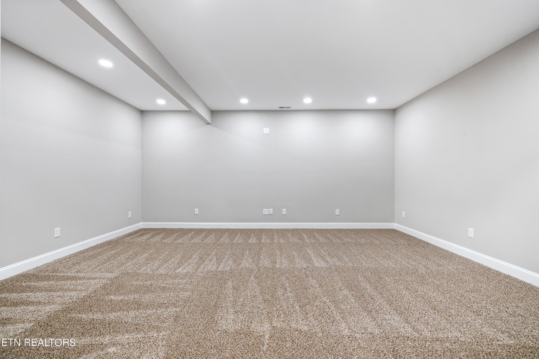 2333 Mountain View Road Lenoir City, TN 37771 - Photo 41 of 54 a view of an empty room