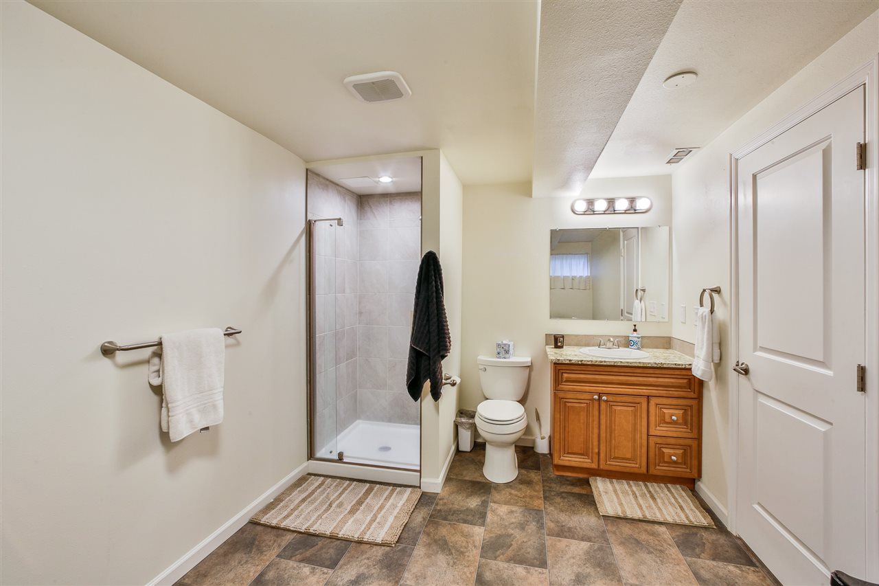 4305 East Lane Park Road Mead, WA 99021 - Photo 15 of 20