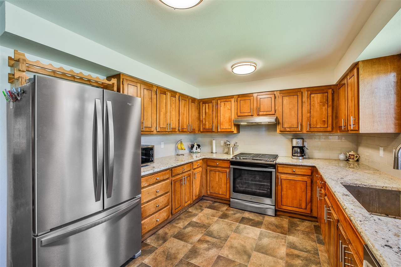 4305 East Lane Park Road Mead, WA 99021 - Photo 6 of 20