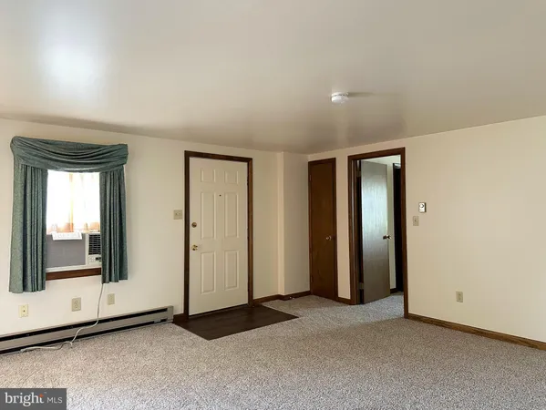 $1,200 | 501 Main Street, Red Hill, PA 18076