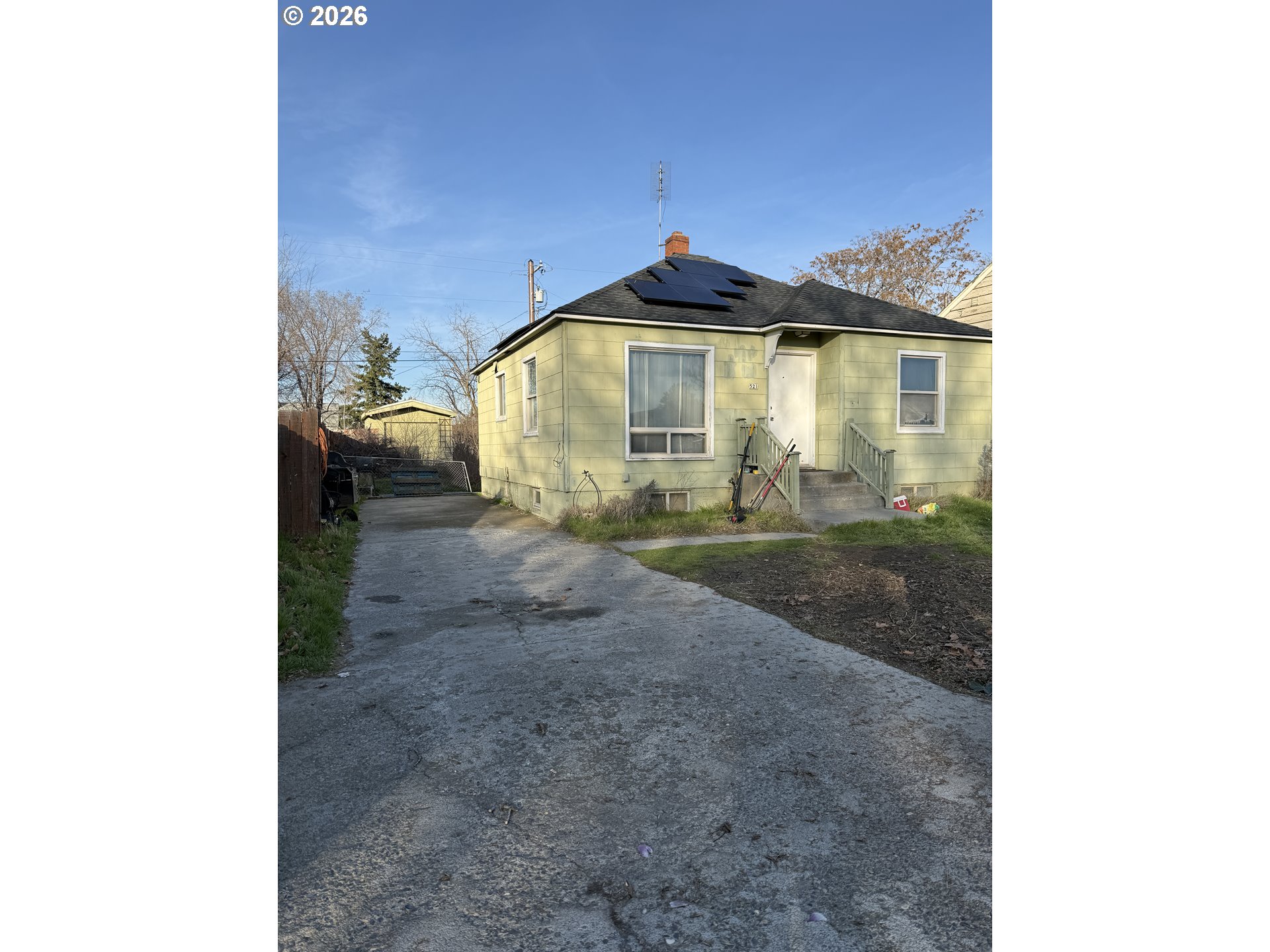 521 East Ridgeway Avenue Hermiston, OR 97838 - Photo 3 of 19