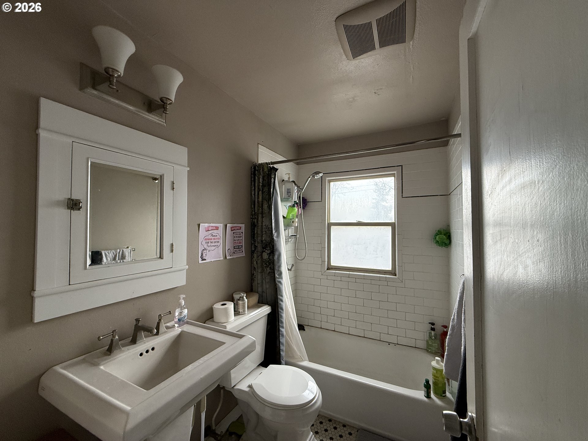 521 East Ridgeway Avenue Hermiston, OR 97838 - Photo 8 of 19