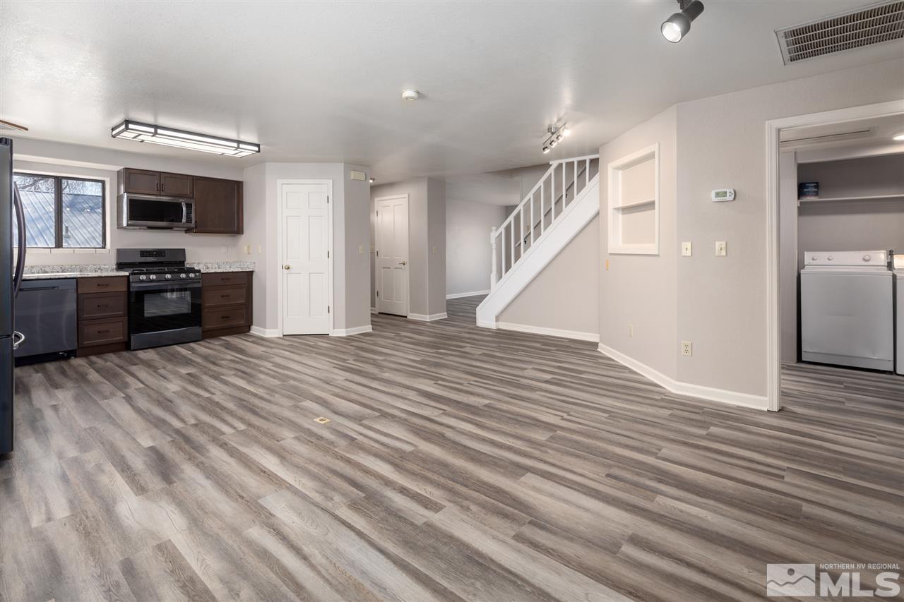 1258 Humboldt Street Reno, NV 89509 - Photo 6 of 27 Photo 6