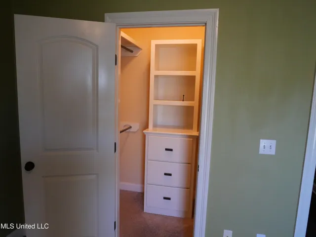 $399,500 | 406 Bullock Circle, Richland, MS 39218