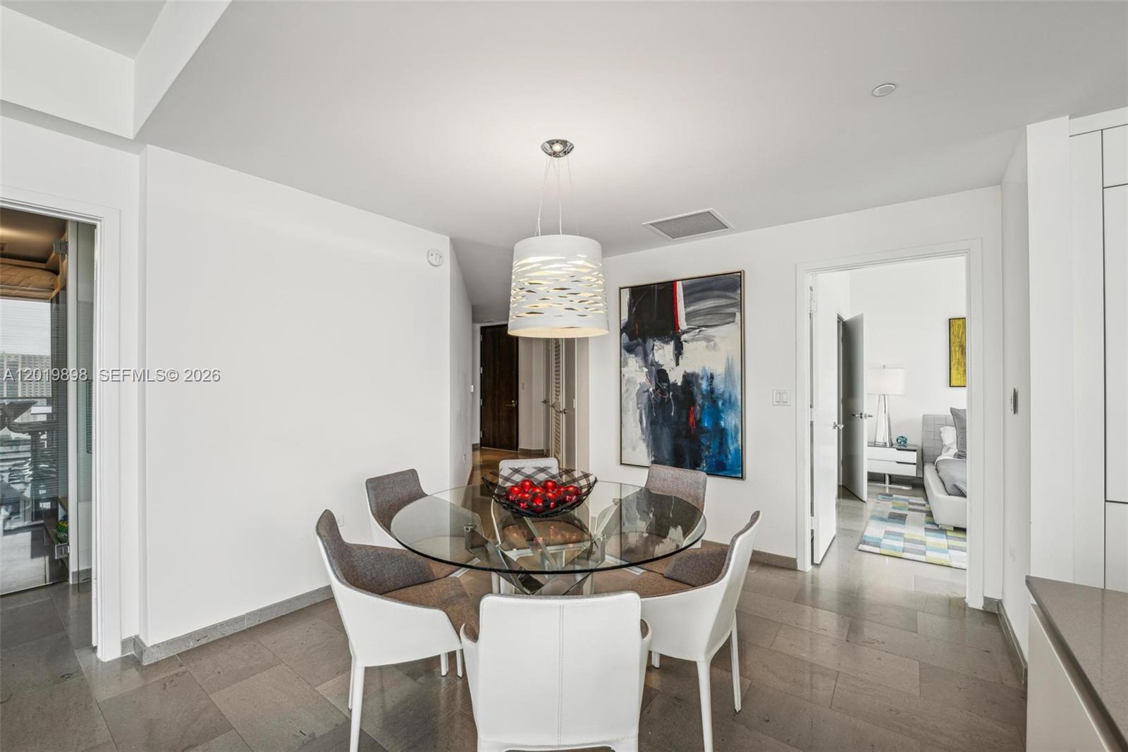 88 Southwest 7th Street, Unit 2111 Miami, FL 33130 - Photo 6 of 30