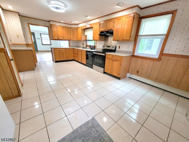 35 Butler Street Franklin, NJ 07416 - Photo 8 of 14