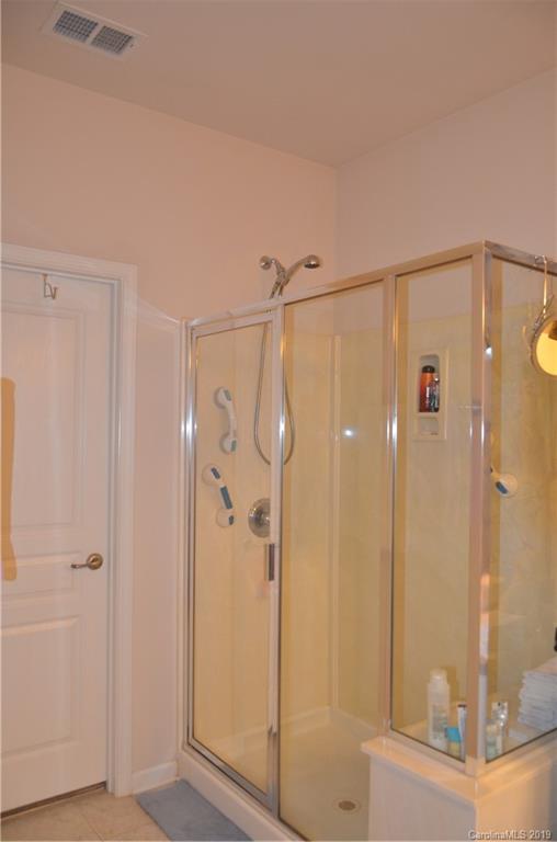 6419 Ridgeview Commons Drive Charlotte, NC 28269 - Photo 11 of 18 Gallery Image 11