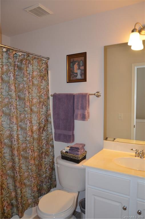 6419 Ridgeview Commons Drive Charlotte, NC 28269 - Photo 16 of 18 Gallery Image 16
