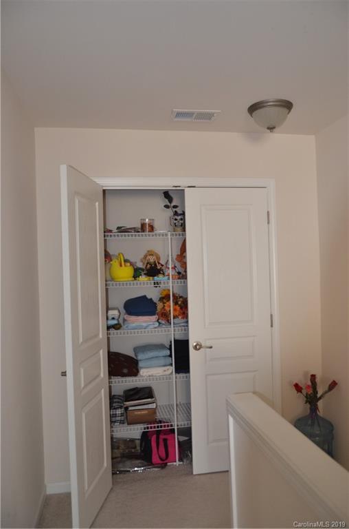 6419 Ridgeview Commons Drive Charlotte, NC 28269 - Photo 17 of 18 Gallery Image 17