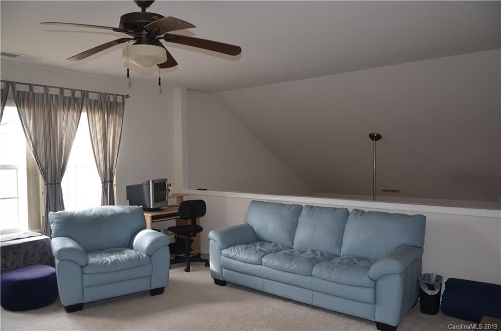 6419 Ridgeview Commons Drive Charlotte, NC 28269 - Photo 18 of 18 Gallery Image 18