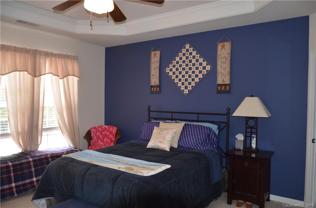 6419 Ridgeview Commons Drive Charlotte, NC 28269 - Photo 10 of 18 Gallery Image 10