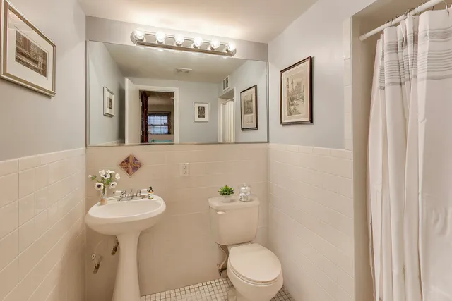 $775,000 | 5148 North Ashland Avenue, Unit 1, Chicago, IL 60640