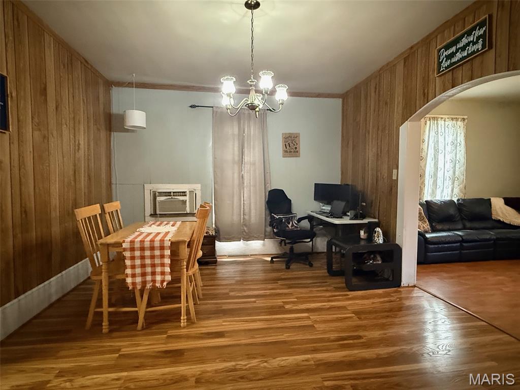 804 North Main Street St. Elmo, IL 62458 - Photo 3 of 11