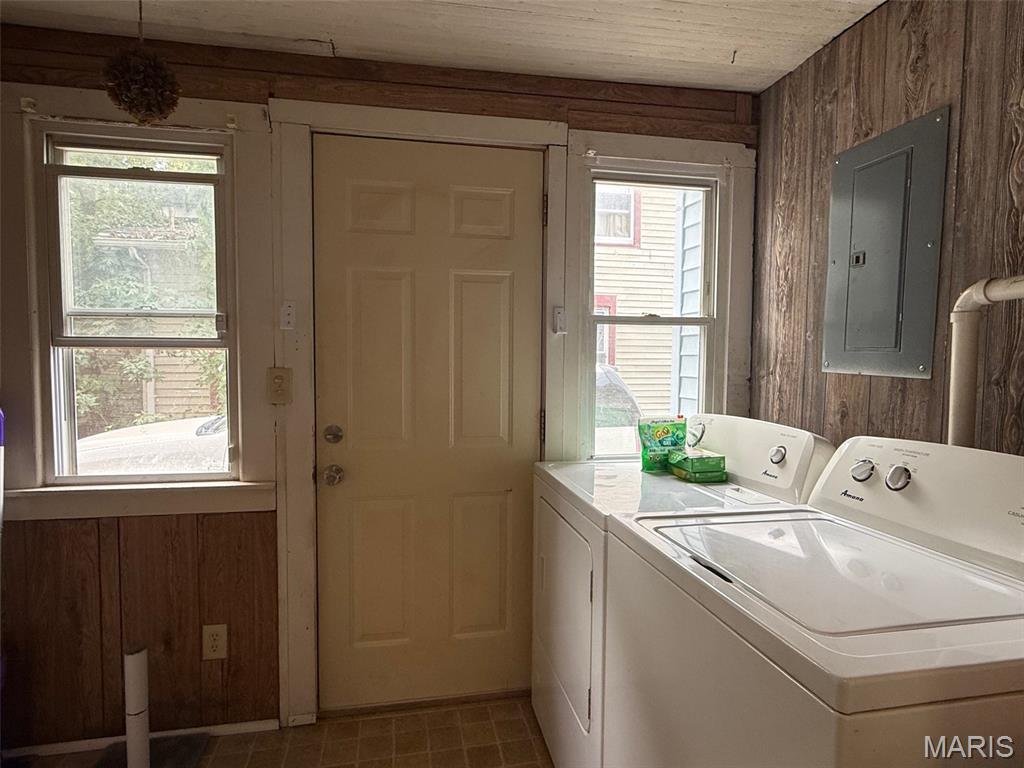 804 North Main Street St. Elmo, IL 62458 - Photo 9 of 11