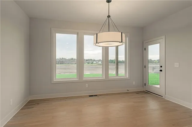 $698,950 | 2333 Fishing Lane, Kearney, MO 64060