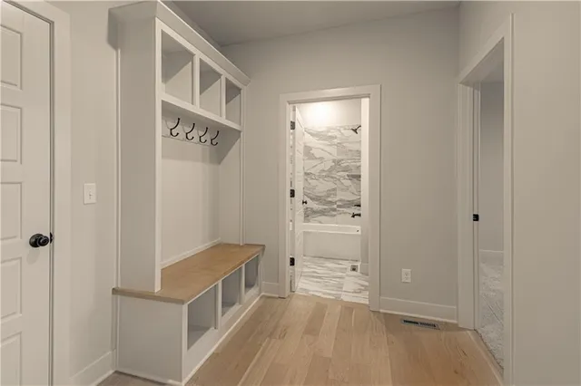 $698,950 | 2333 Fishing Lane, Kearney, MO 64060