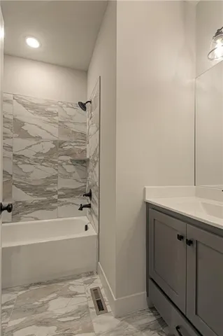 $698,950 | 2333 Fishing Lane, Kearney, MO 64060