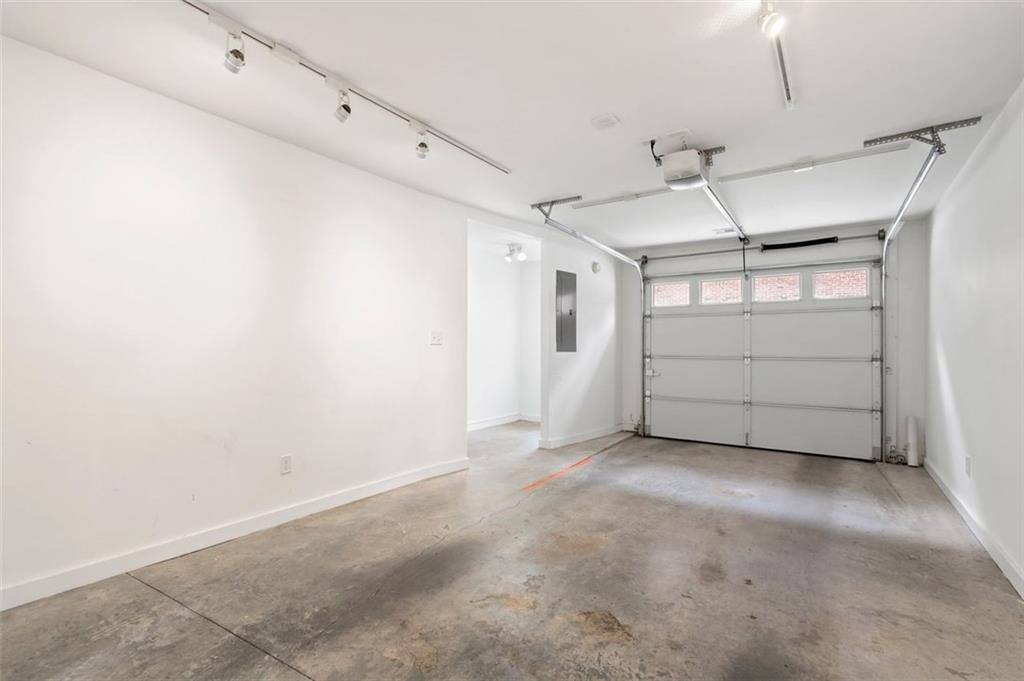 322 Peters Street Southwest, Unit 2 Atlanta, GA 30313 - Photo 38 of 58 a view of a garage