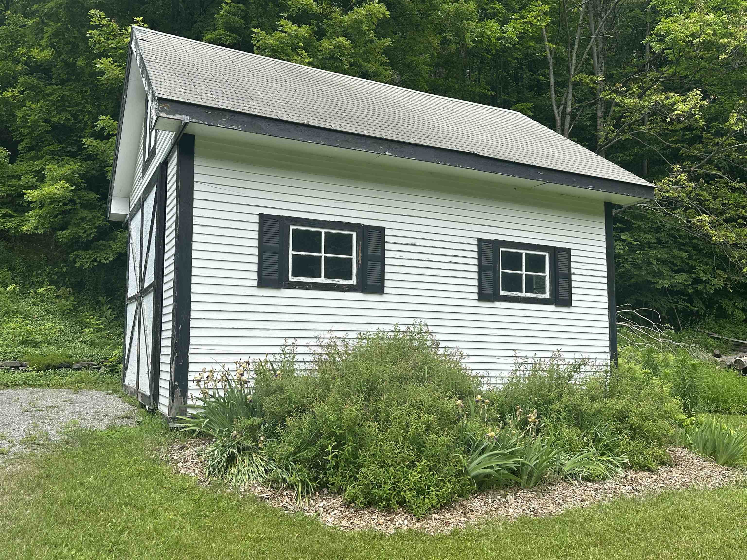 174 Brownsville Road Hartland, VT 05089 - Photo 3 of 20 Gallery Image 3