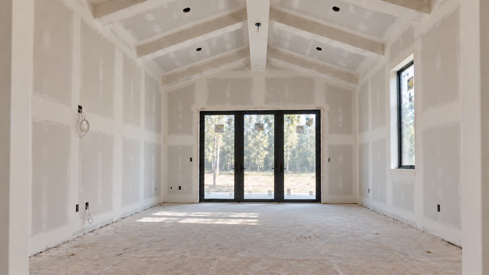 181 Branding Iron Road Huntsville, TX 77340 - Photo 13 of 21 Current Photo - Master Bedroom 9/20