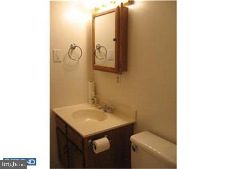 220-8 Echelon Road Voorhees, NJ 08043 - Photo 13 of 16 Bathroom