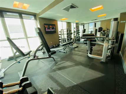 $705,000 | 950 Brickell Bay Drive, Unit 2706, Miami, FL 33131