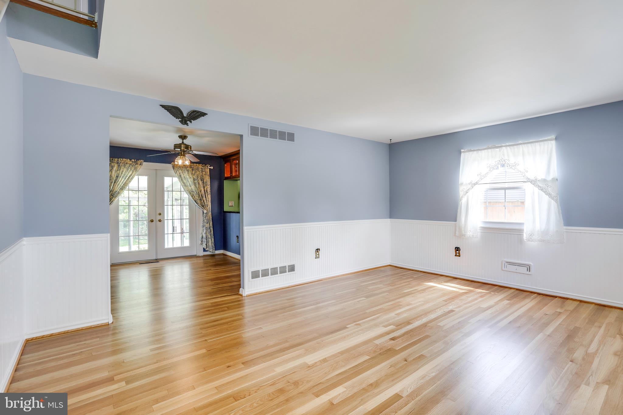 1317 Middleford Road Baltimore, MD 21228 - Photo 6 of 34