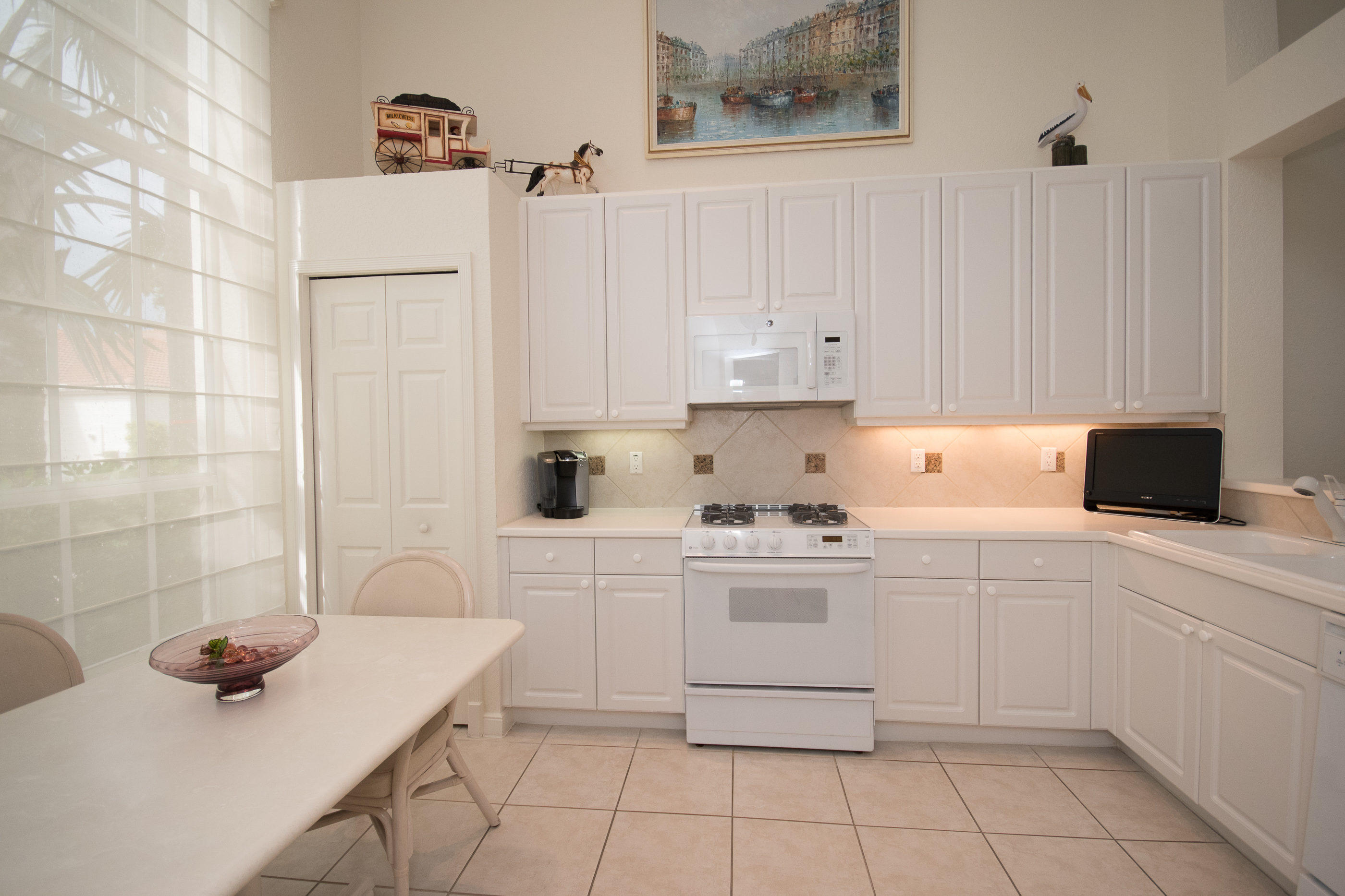 4261 Northwest 66th Place Boca Raton, FL 33496 - Photo 15 of 35 NW 66th Pl Boca Raton FL 33496-print-016