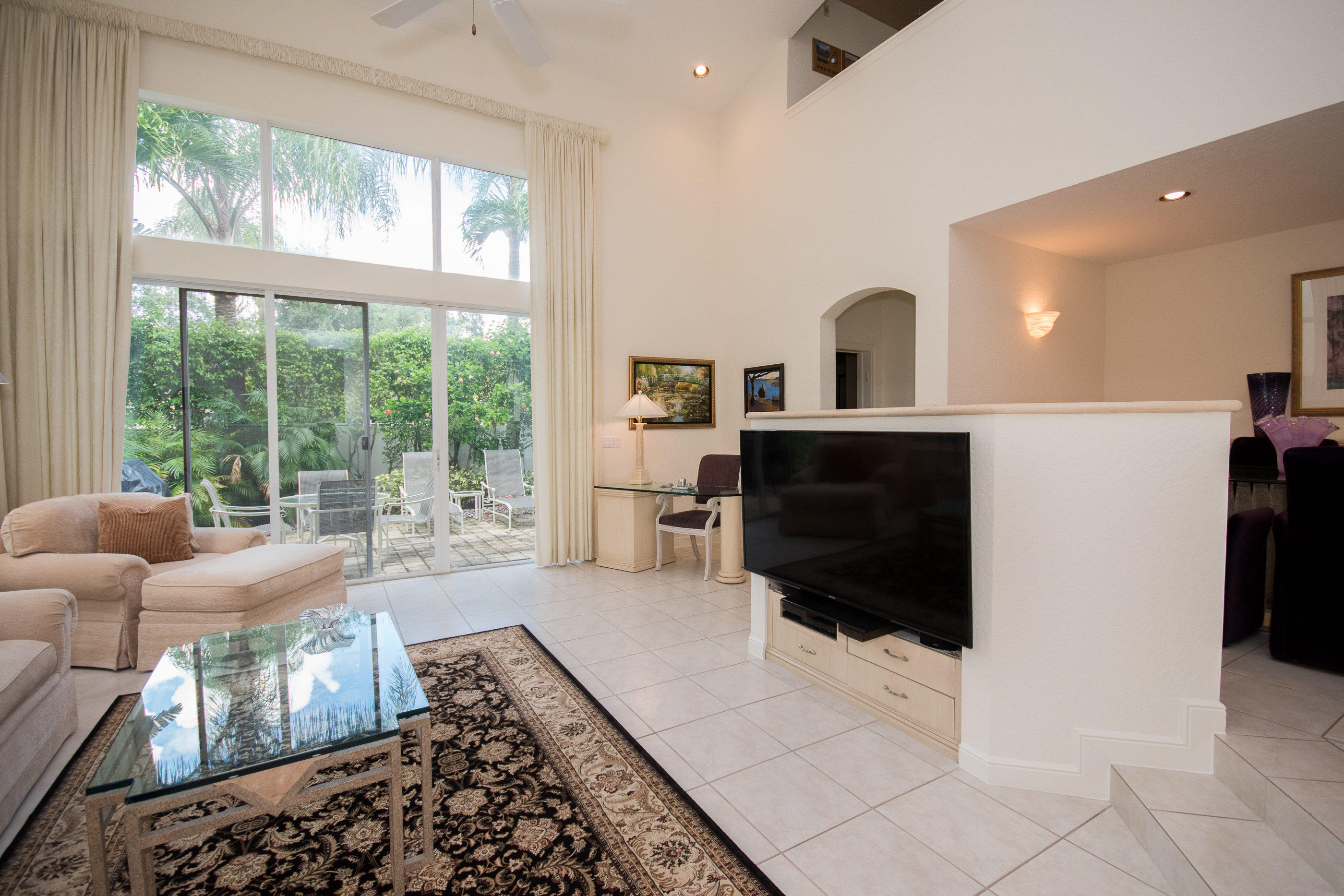 4261 Northwest 66th Place Boca Raton, FL 33496 - Photo 9 of 35 NW 66th Pl Boca Raton FL 33496-print-005