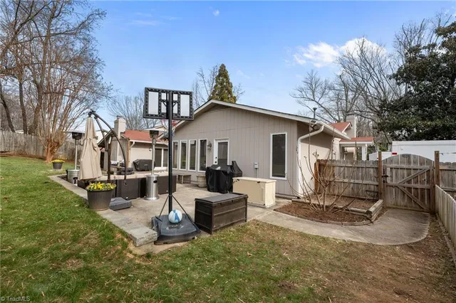 $415,000 | 2009 Downing Street, Greensboro, NC 27410