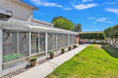 $695,000 | 18570 Niagara Drive, Victorville, CA 92395