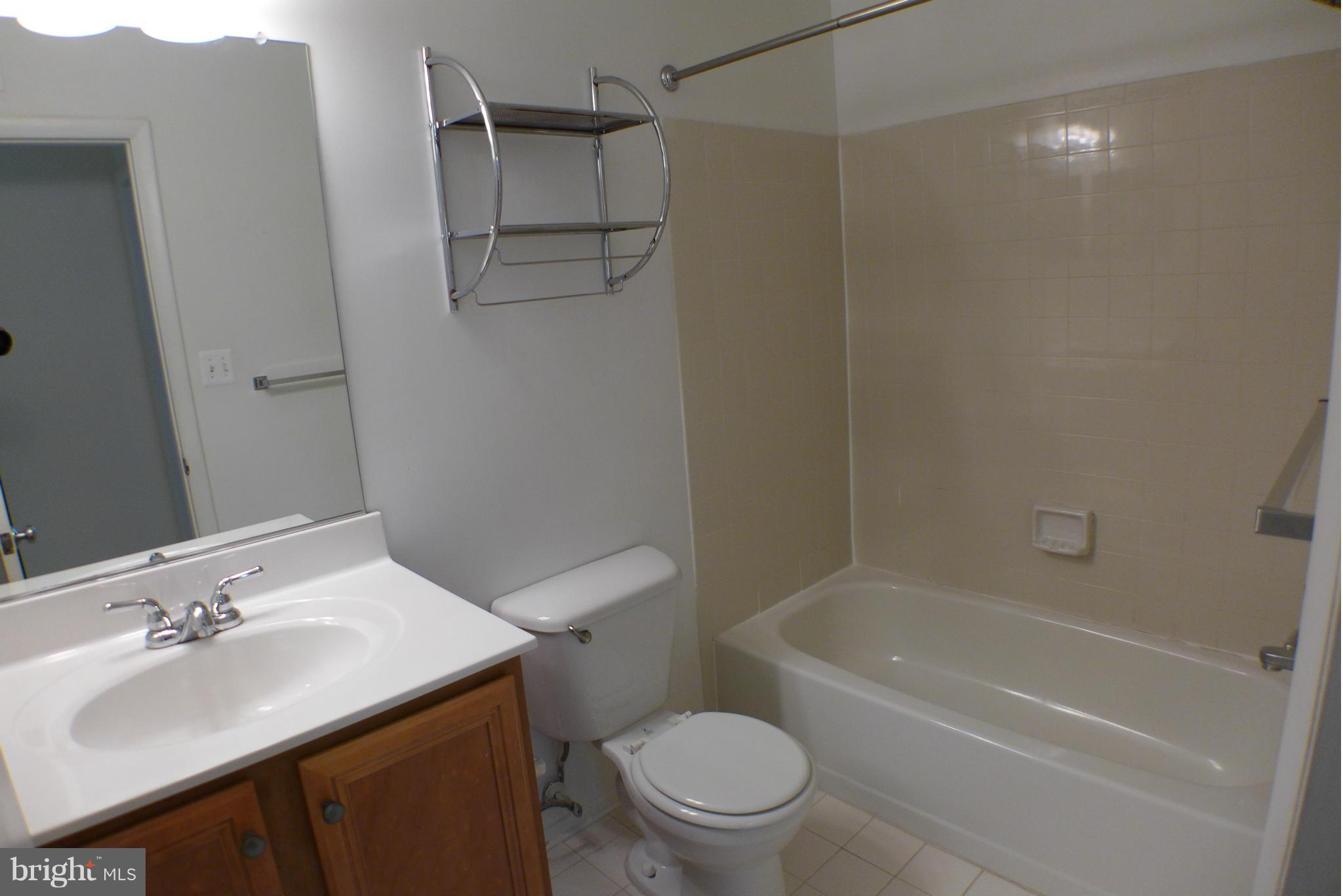 11703 Olde English Drive, Unit K Reston, VA 20190 - Photo 13 of 21 Bath (Master)