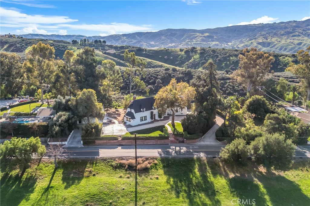 745 West Sunset Drive Redlands, CA 92373 - Photo 23 of 34 a view of outdoor space and mountain view