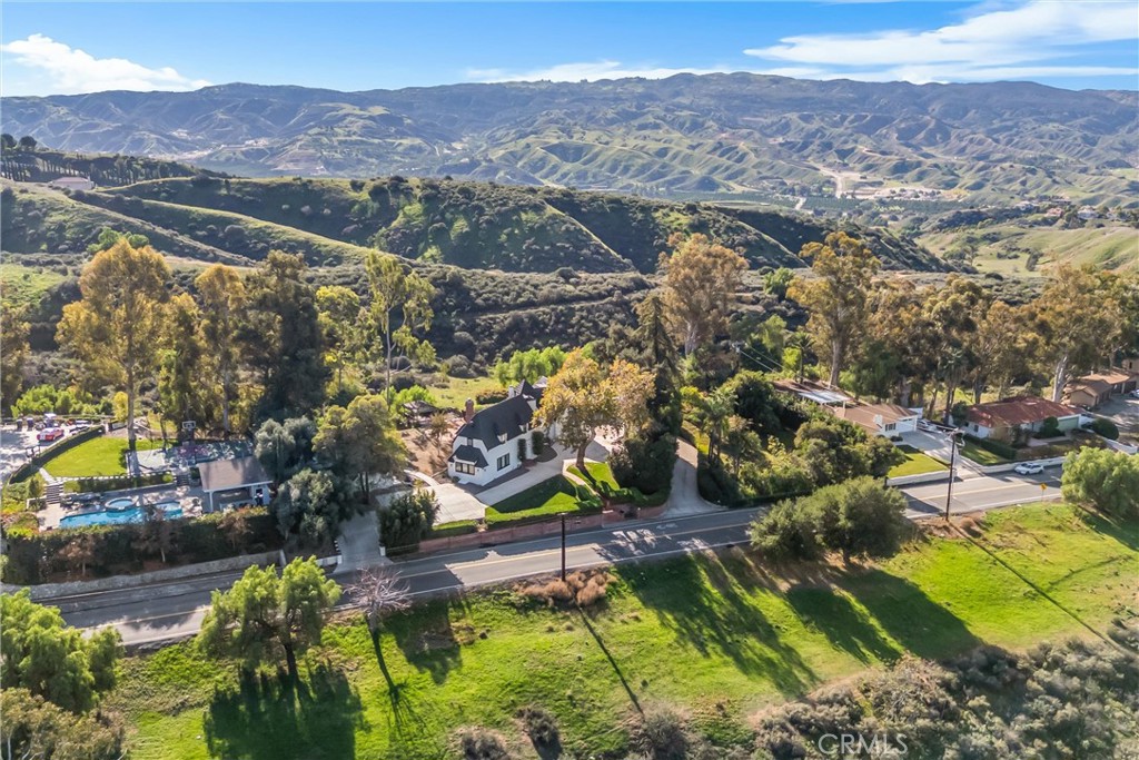 745 West Sunset Drive Redlands, CA 92373 - Photo 24 of 34 an aerial view of residential houses with outdoor space