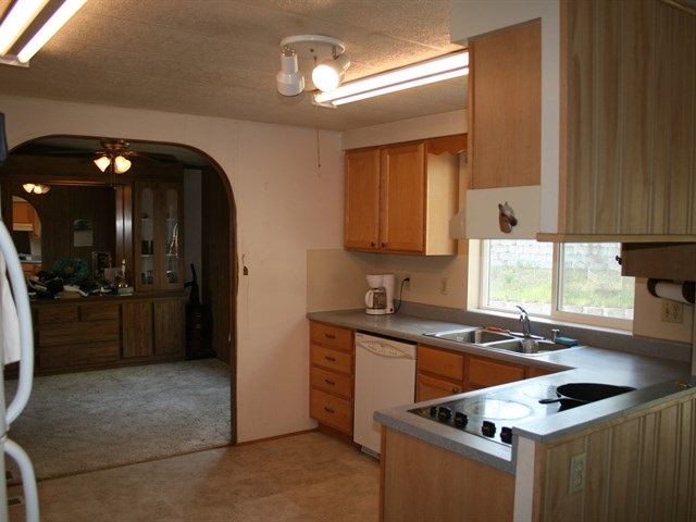 38210 North Madison Road Elk, WA 99009 - Photo 6 of 20