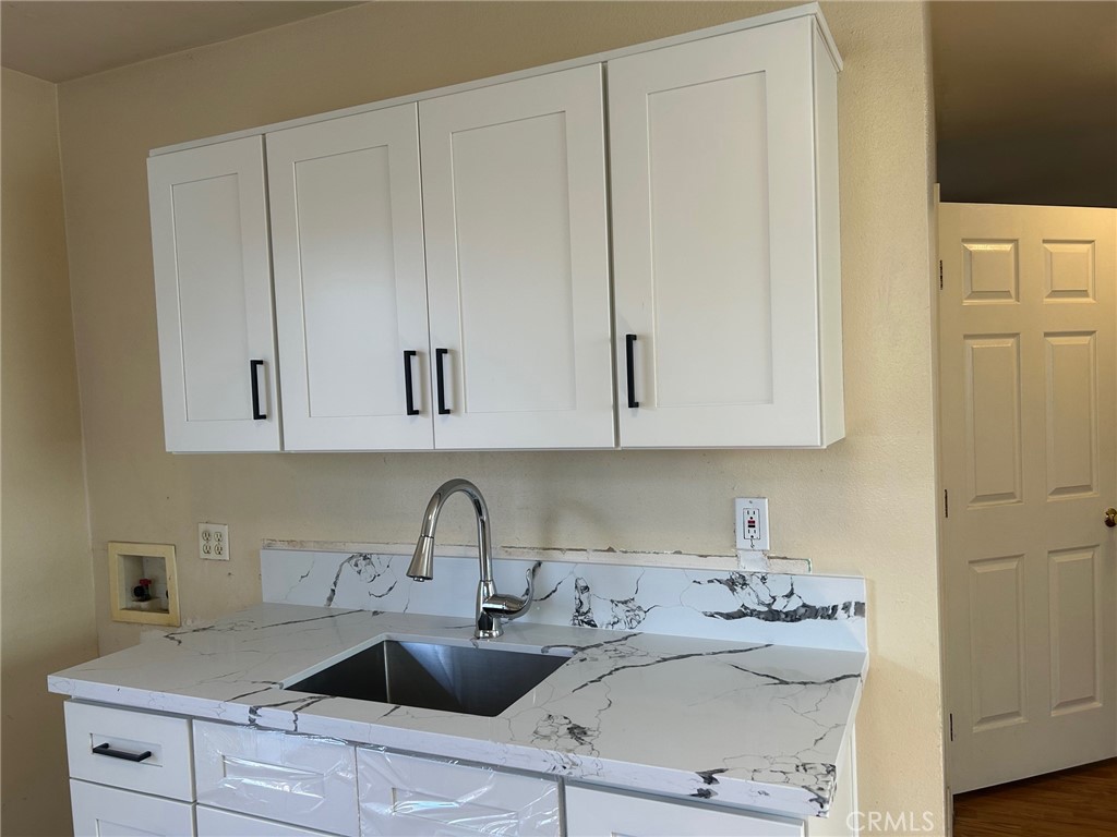 14845 Figueras Road La Mirada, CA 90638 - Photo 7 of 23 New Kitchen Cabinets with New Sink