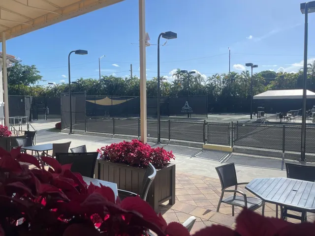 $6,500 | 8561 Lawson Circle, Boynton Beach, FL 33472