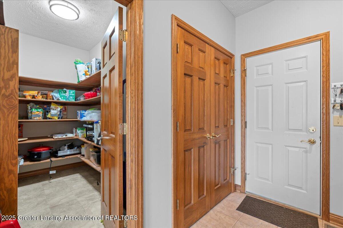 3391 Hidden Ridge Drive Dewitt, MI 48820 - Photo 15 of 56 38-Media Jett - 59