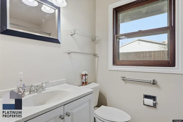 $299,900 | 531 Seminoe Street, Casper, WY 82609