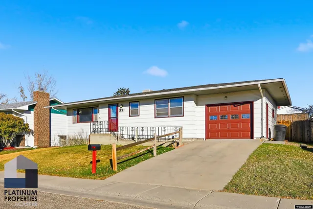 $299,900 | 531 Seminoe Street, Casper, WY 82609
