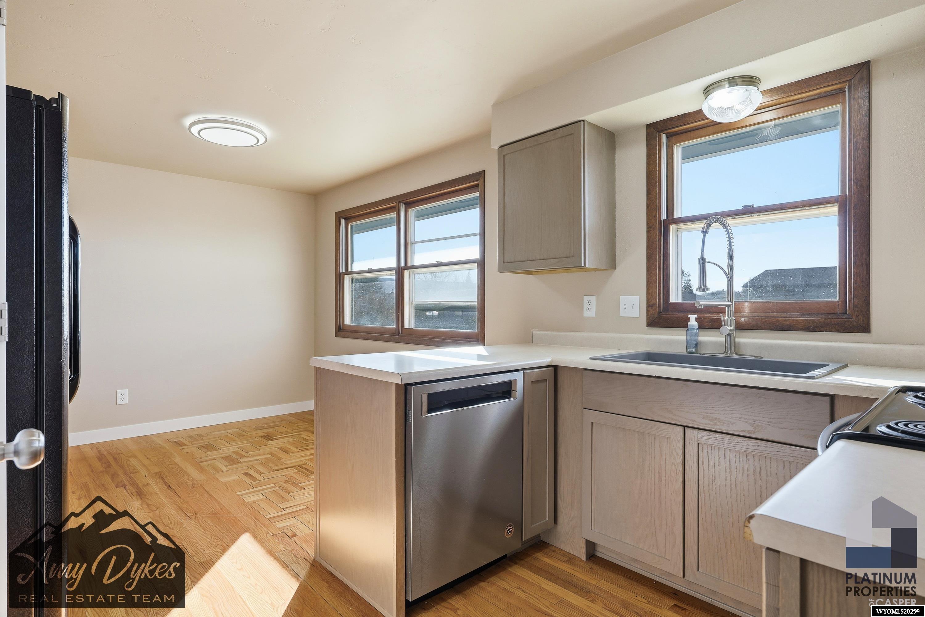 531 Seminoe Street Casper, WY 82609 - Photo 5 of 23