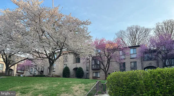 $289,888 | 2032 Royal Fern Court, Unit 13/21A, Reston, VA 20191
