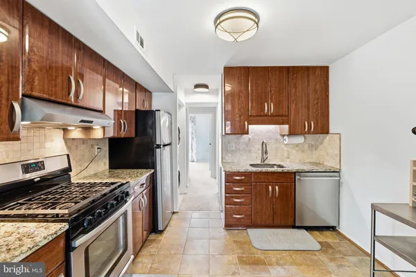 $289,888 | 2032 Royal Fern Court, Unit 13/21A, Reston, VA 20191