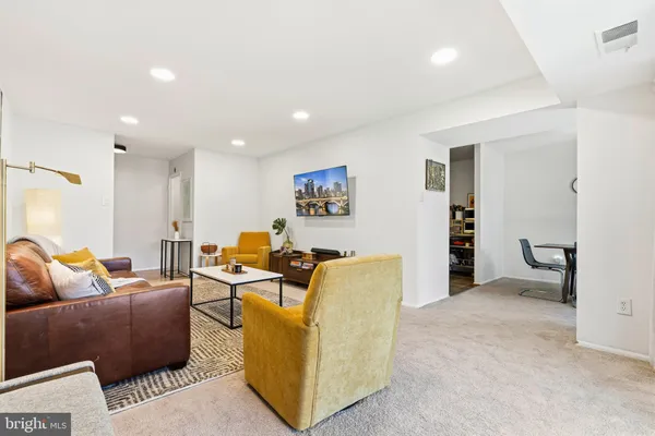 $289,888 | 2032 Royal Fern Court, Unit 13/21A, Reston, VA 20191