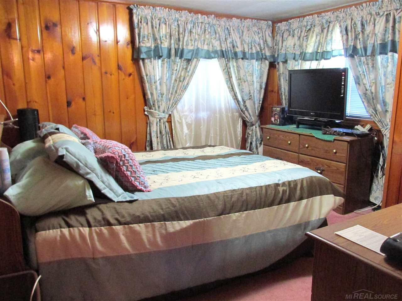 7271 Pine Road Lexington, MI 48450 - Photo 25 of 32 50010632-24.JPG