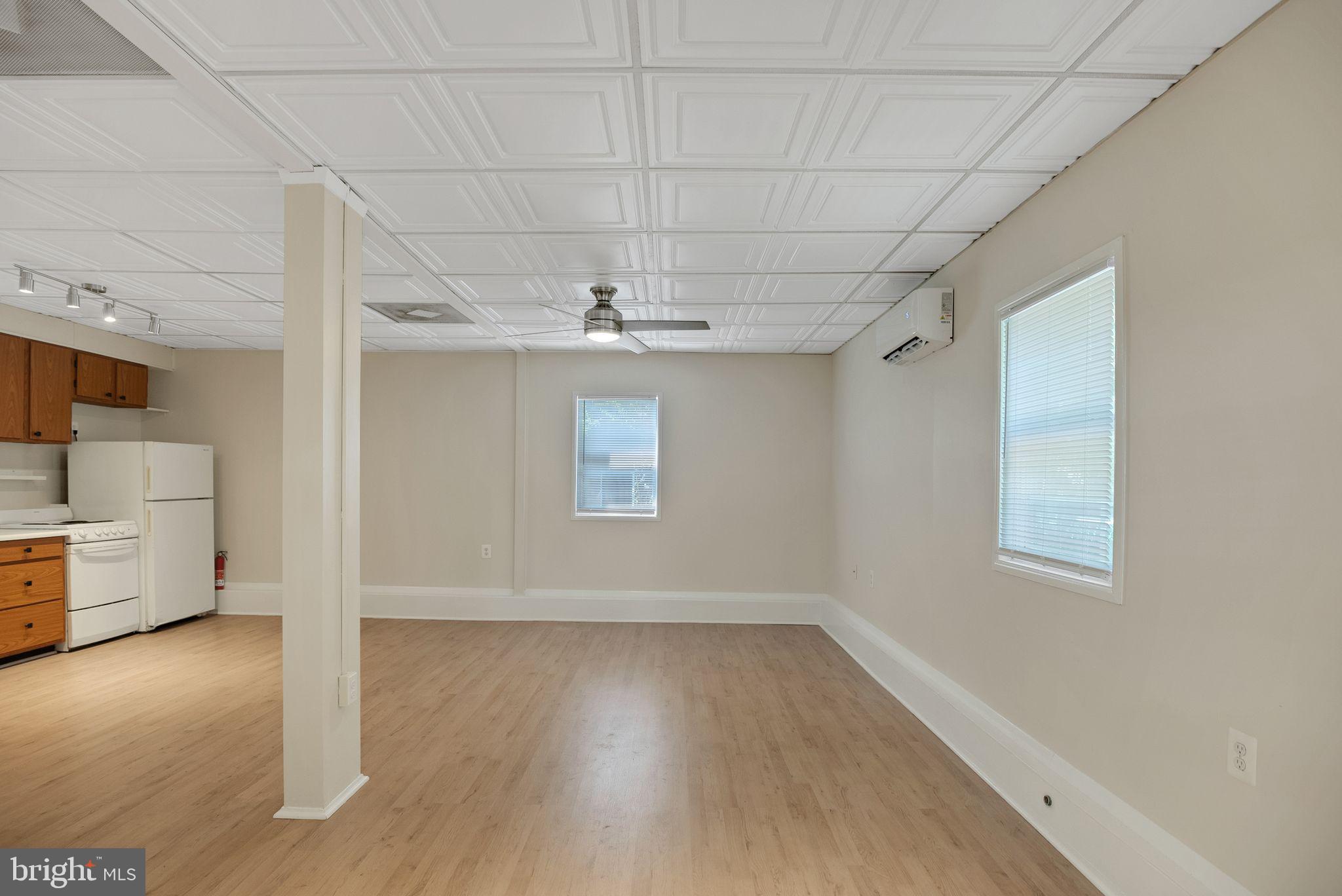 808 Monroe Avenue Glenside, PA 19038 - Photo 13 of 36 Living Room/Dining