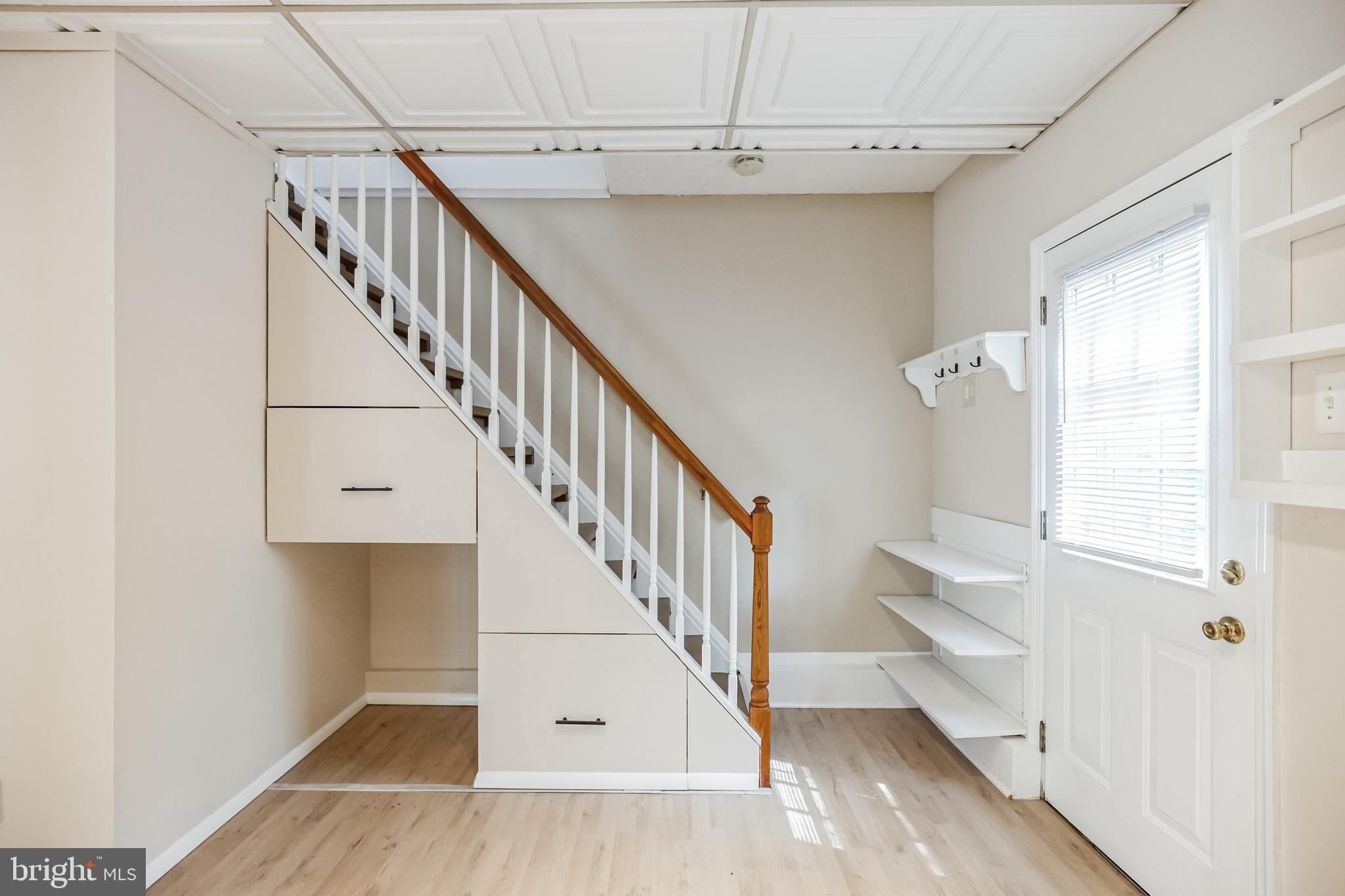 808 Monroe Avenue Glenside, PA 19038 - Photo 25 of 36 Stairway to 2nd Flor