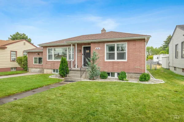 $400,000 | 414 Bracken Street North, Twin Falls, ID 83301